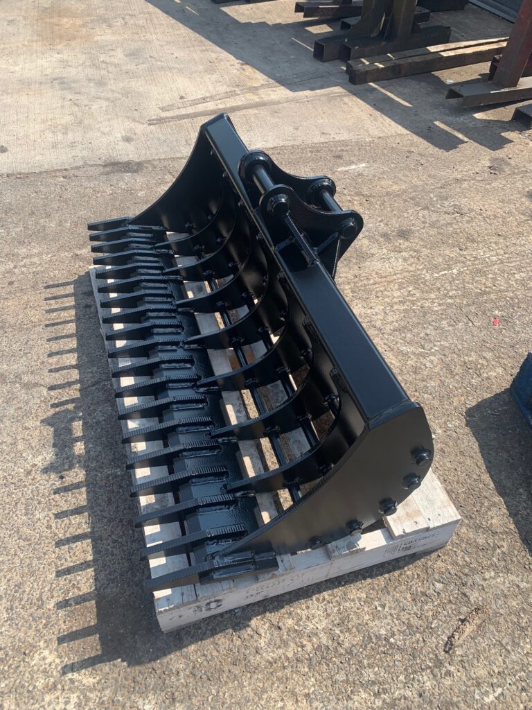 Biddy Hardox tip Rakes/Riddle bucket Biddy Agricultural Attachments